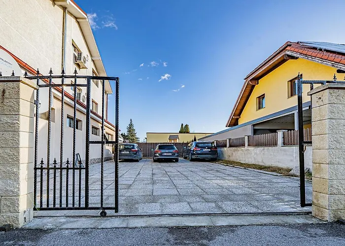 Pension Onix Vienna Airport * Maria Ellend